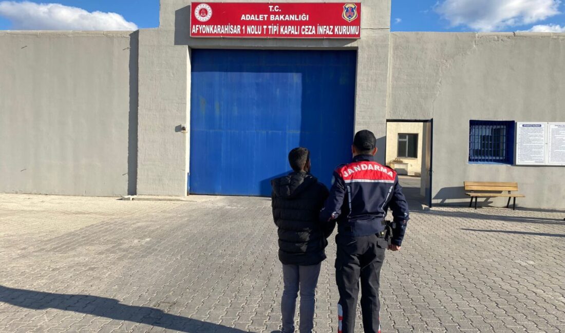 AFYONKARAHİSAR (AA) – Afyonkarahisar'da hakkında 4 yıl hapis cezası bulunan