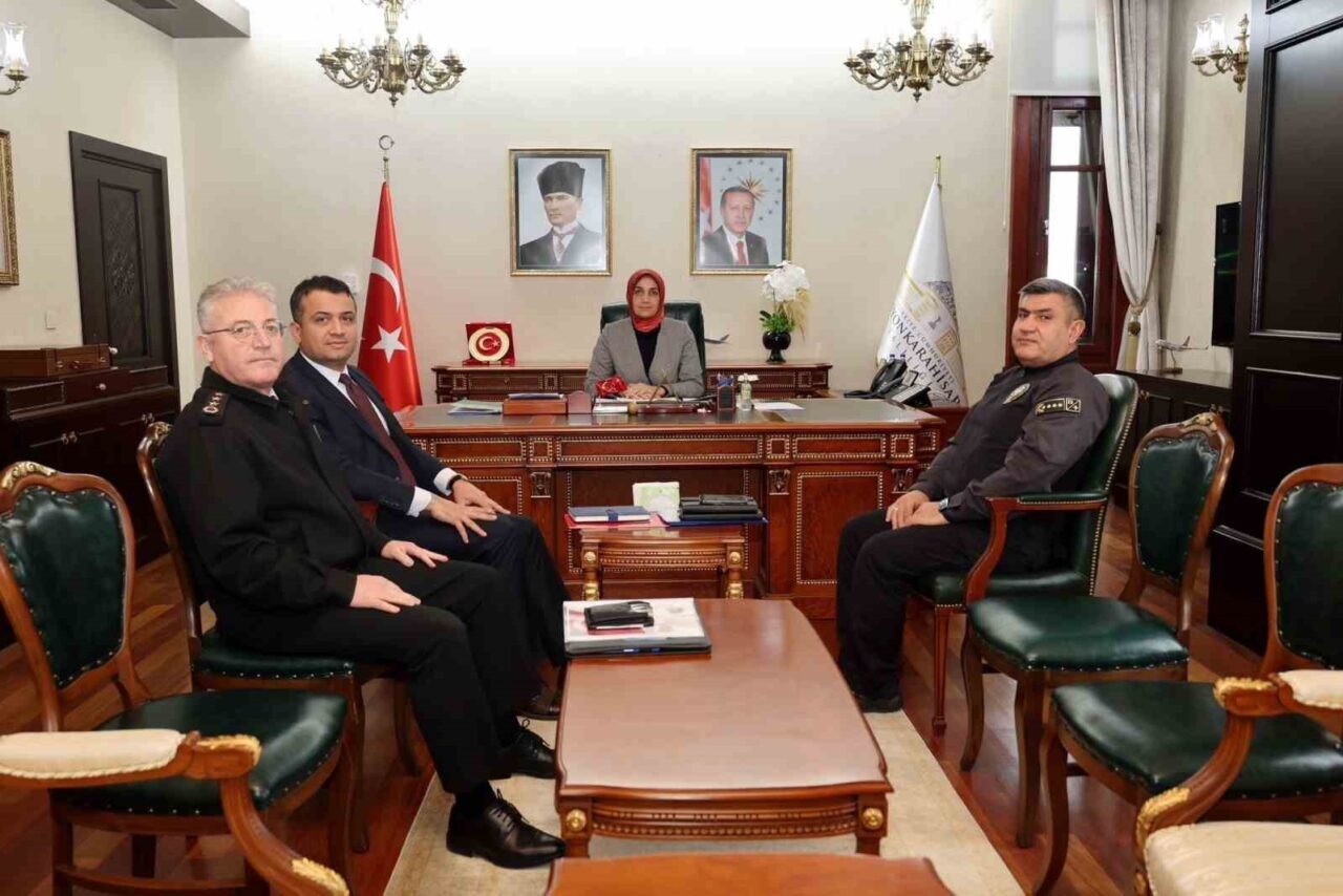 Afyonkarahisar Valisi Doç. Dr. Kübra Güran Yiğitbaşı öncülüğünde gerçekleştirilen asayiş