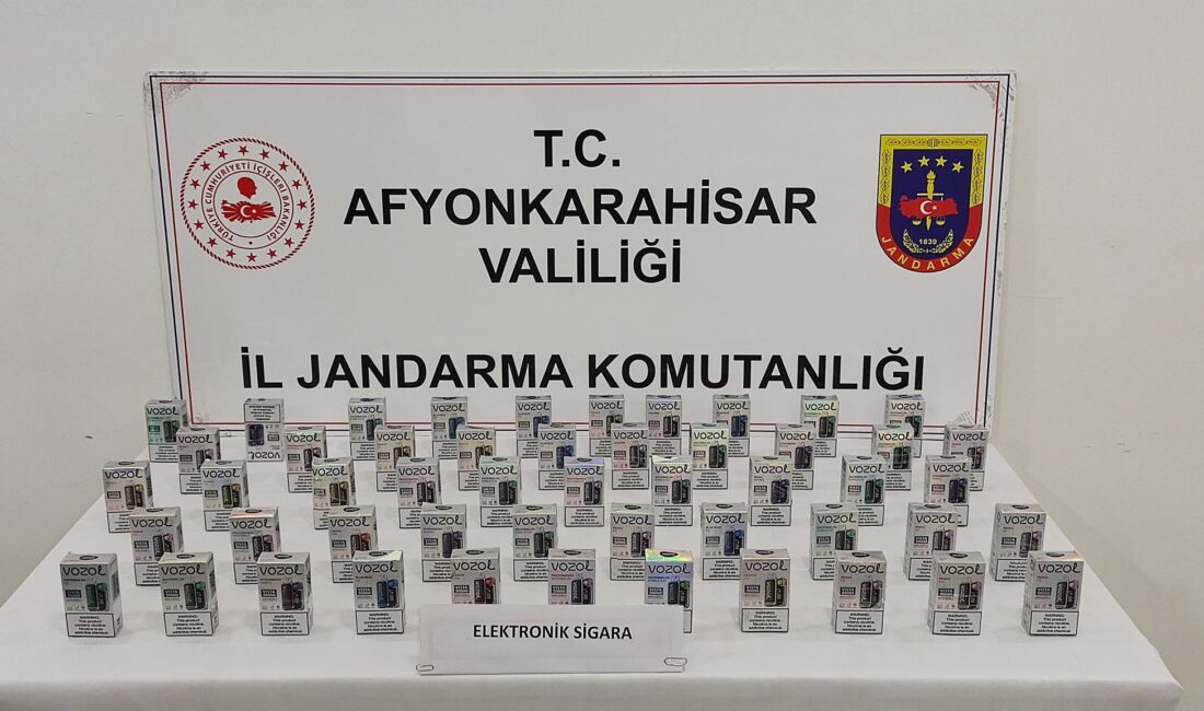 Afyonkarahisar İl Jandarma Komutanlığınca, kaçakçılıkla mücadele kapsamında yapılan titiz çalışmalar
