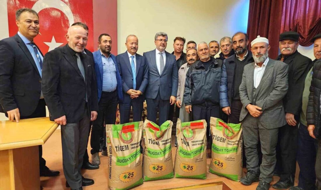Afyonkarahisar Tarım ve Orman İl Müdürü Özkan Parlak, çiftçilere bu