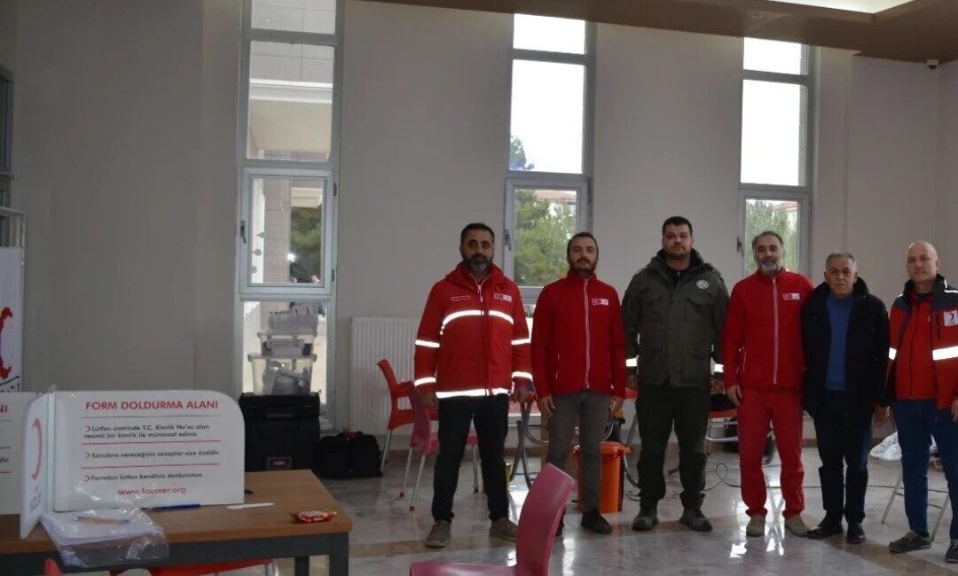 Doğa Koruma ve Milli Parklar Afyonkarahisar 5. Bölge Müdürlüğü personelleri