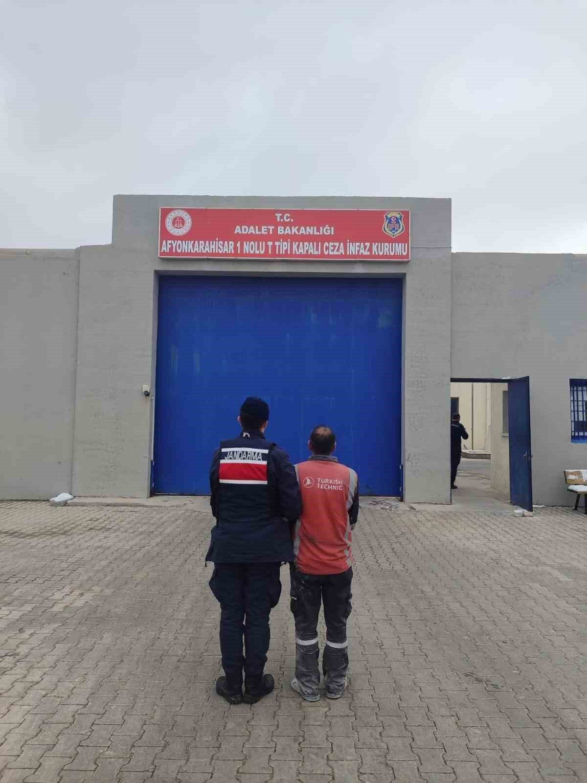 Afyonkarahisar jandarma ekipleri hakkında 8 yıl 4 ay kesinleşmiş hapis