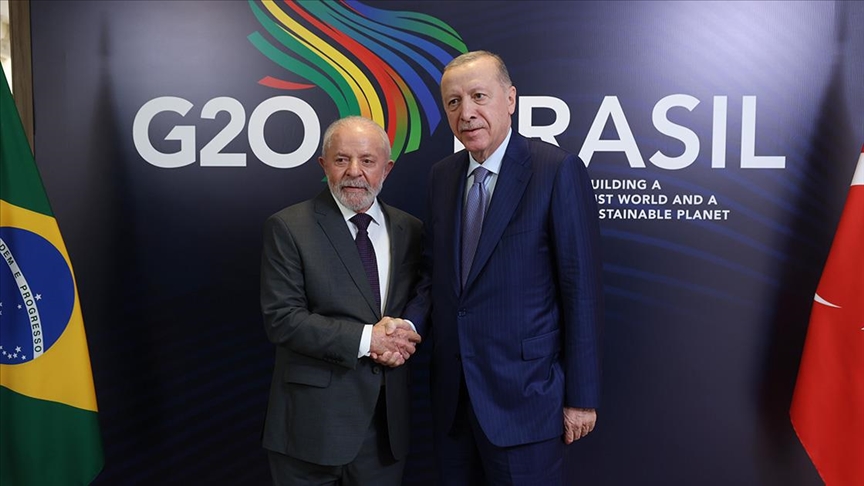Cumhurbaşkanı Recep Tayyip Erdoğan, G20 Liderler Zirvesi için geldiği Brezilya'da,