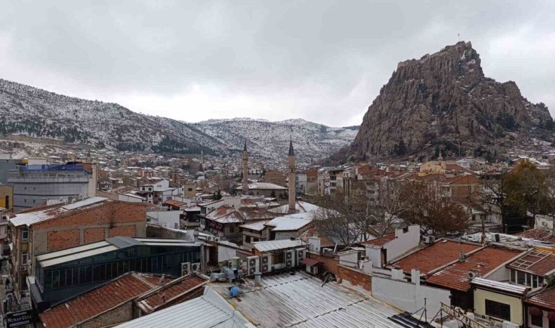 Valilikten barınma ihtiyacı olan vatandaşlar için çağrı Afyonkarahisar Valiliği’nden yapılan açıklamada, barınma ihtiyacı olan vatandaşlar için çağrıda