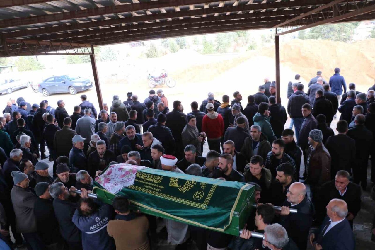 Afyonkarahisar’da dün bir restoranda meydana gelen yangında hayatını kaybeden 44