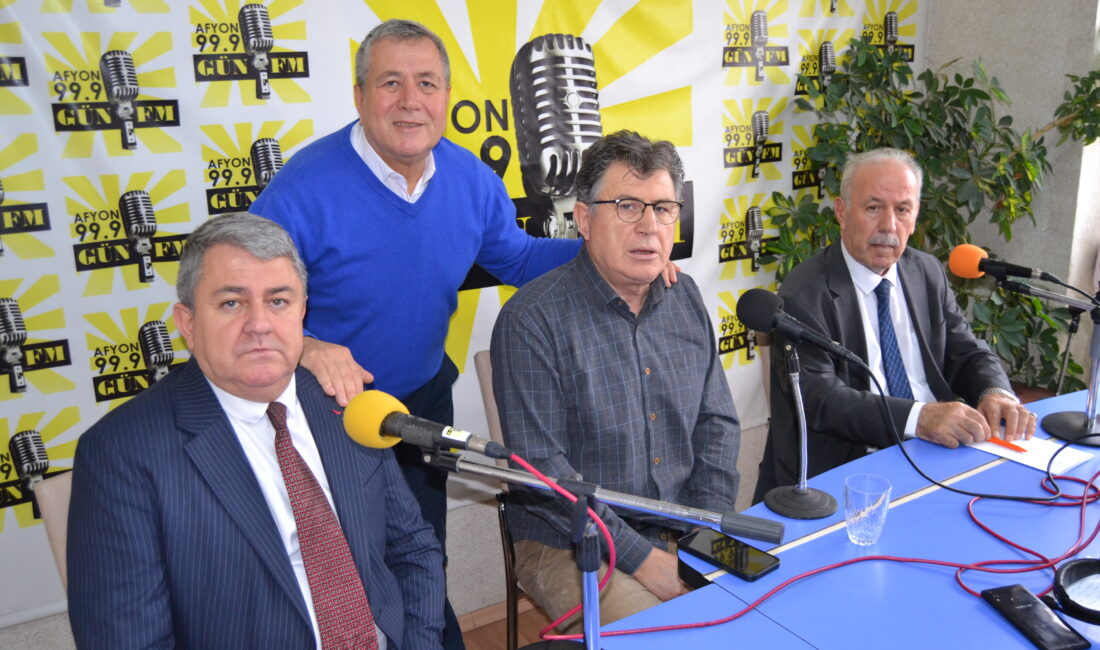 Gün FM’de yayınlanan Basın Odası’nda Suriye’de yaşananlar değerlendirildi. Gazeteci İsmail