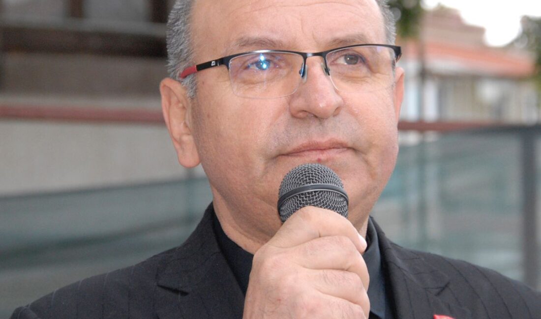 Afyonkarahisar İl Milli Eğitim Müdürlüğü Afyonkarahisar’da 6 bin eğitim emekçisini