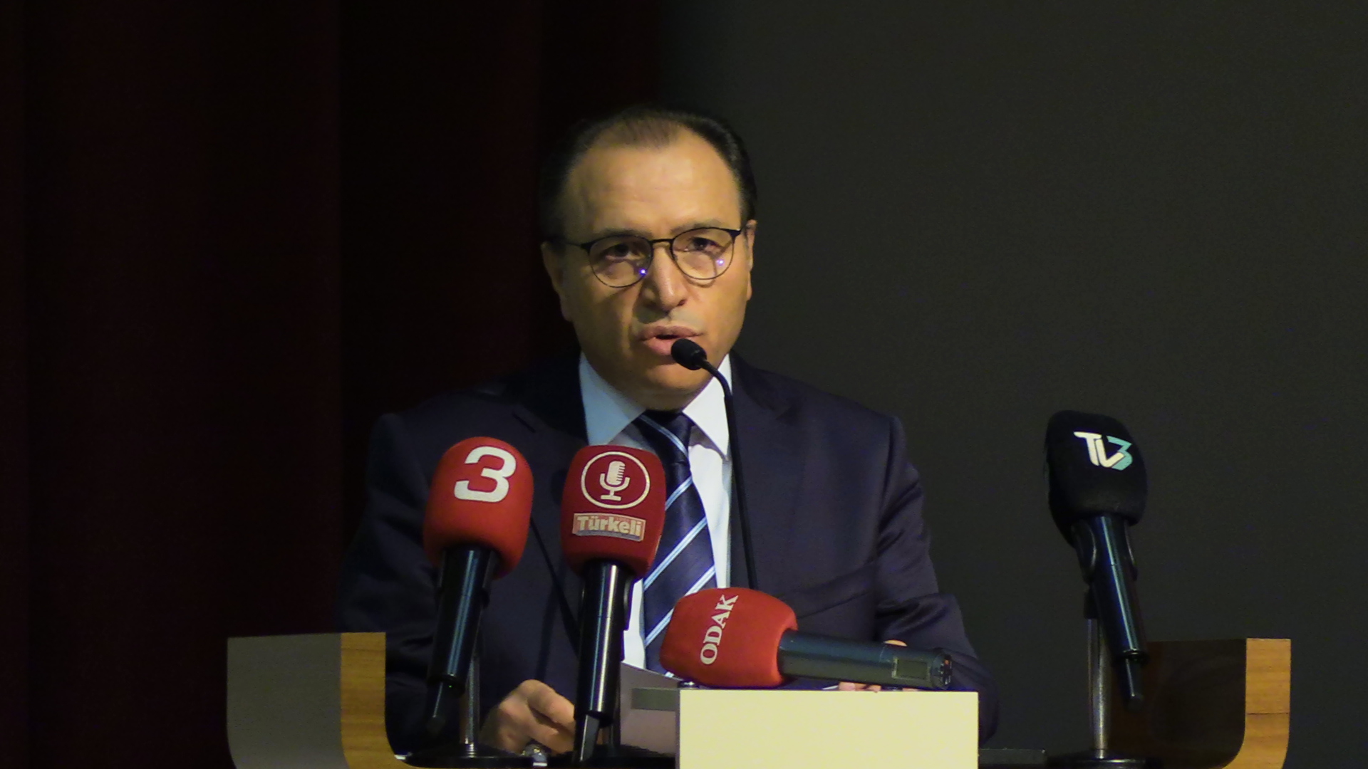Afyon Kocatepe Üniversitesi’nde Uluslararası Mühendislik Teknolojisi ve Uygulamalı Bilimler Konferansı’nın