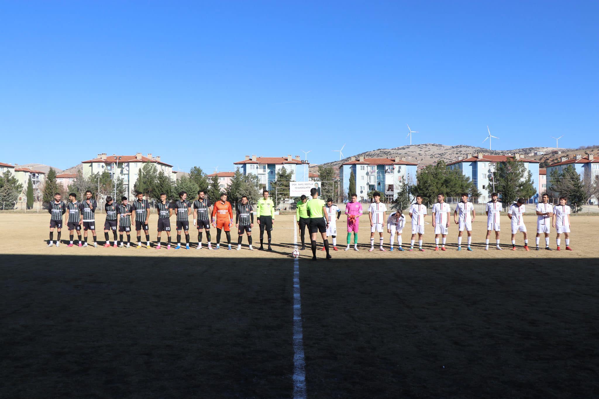 Afyonkarahisar 1. Amatör Lig C Grubu’nda mücadele eden Dinar Belediye