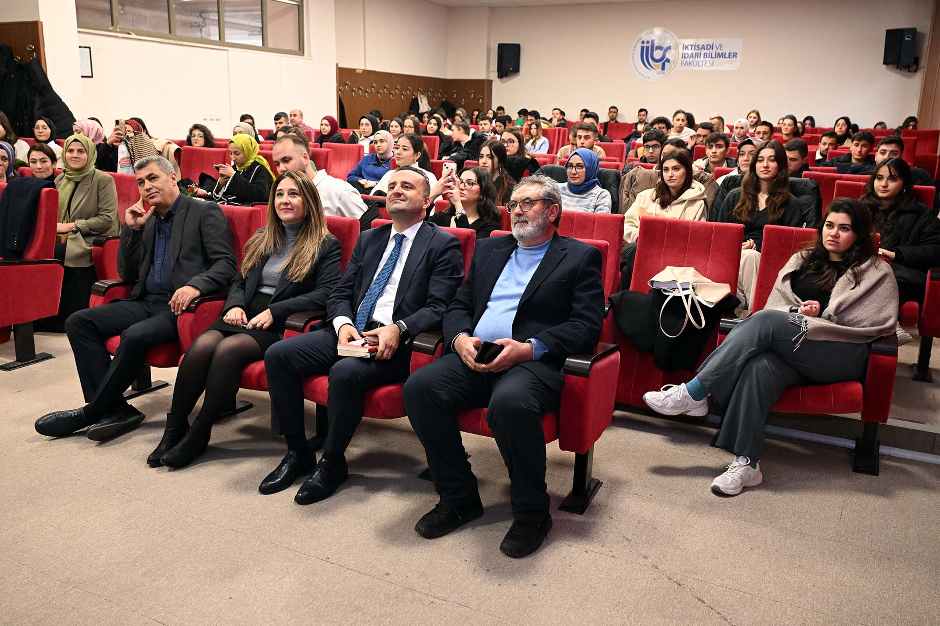 Afyon Kocatepe Üniversitesi (AKÜ) Hukuk Fakültesi ile İktisadi ve İdari