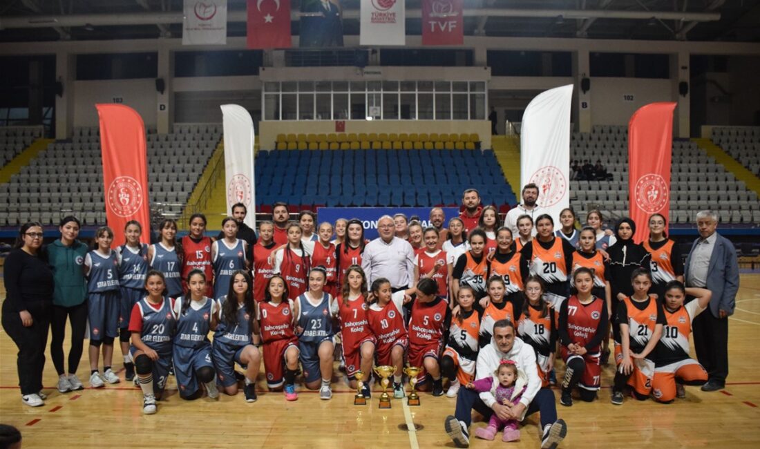 Okul Sporları kulüpler arası U-14 Kızlar Basketbol Müsabakaları, Prof. Dr.