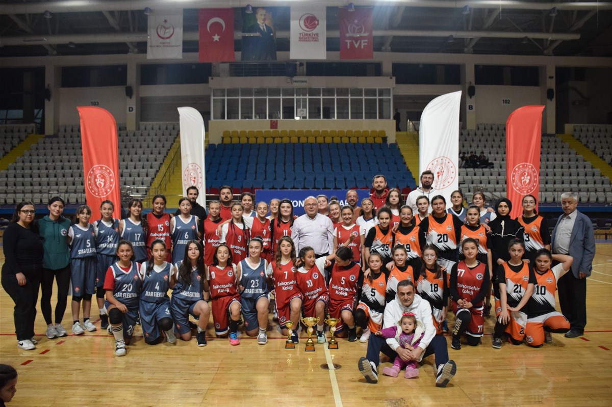 Okul Sporları kulüpler arası U-14 Kızlar Basketbol Müsabakaları, Prof. Dr.