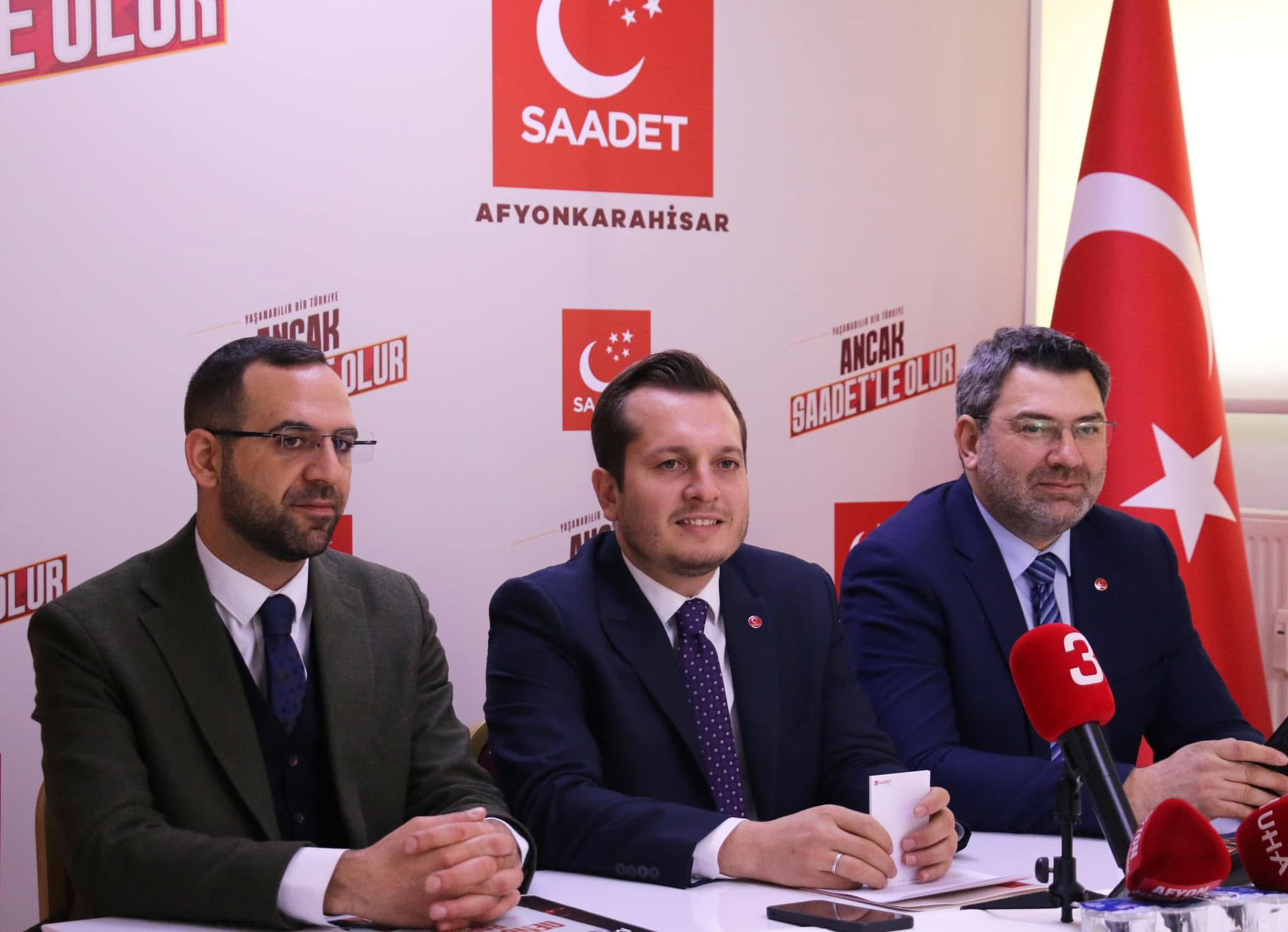 
Saadet Partisi Afyonkarahisar İl Başkanı Beytullah Karataş, açıklanan asgari ücretin