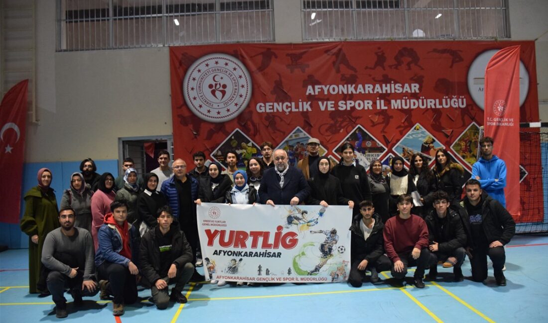 GSB yurtlarında kalan öğrencilerin katıldığı Yurt Lig kapsamında düzenlenen satranç