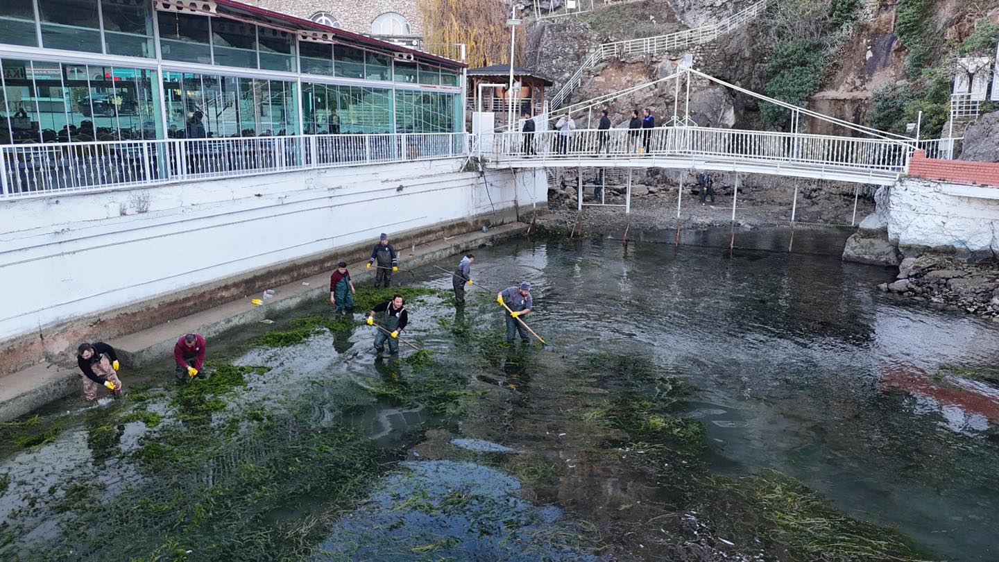 Dinar Belediye Başkanı Veysel Topçu’nun talimatları doğrultusunda, ilçenin gözde mekanlarından