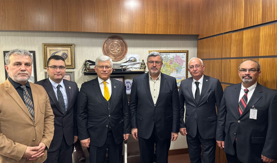 TVHB’den Ali Özkaya’ya ziyaret AK Parti Afyonkarahisar Milletvekili Ali Özkaya, Türk Veteriner Hekimler Birliği