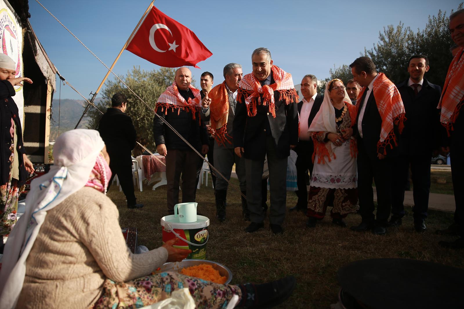 Üniversite tarafından “Yörüğün oturacağı yer bayırla sırt, yiyeceği yoğurtla süt,