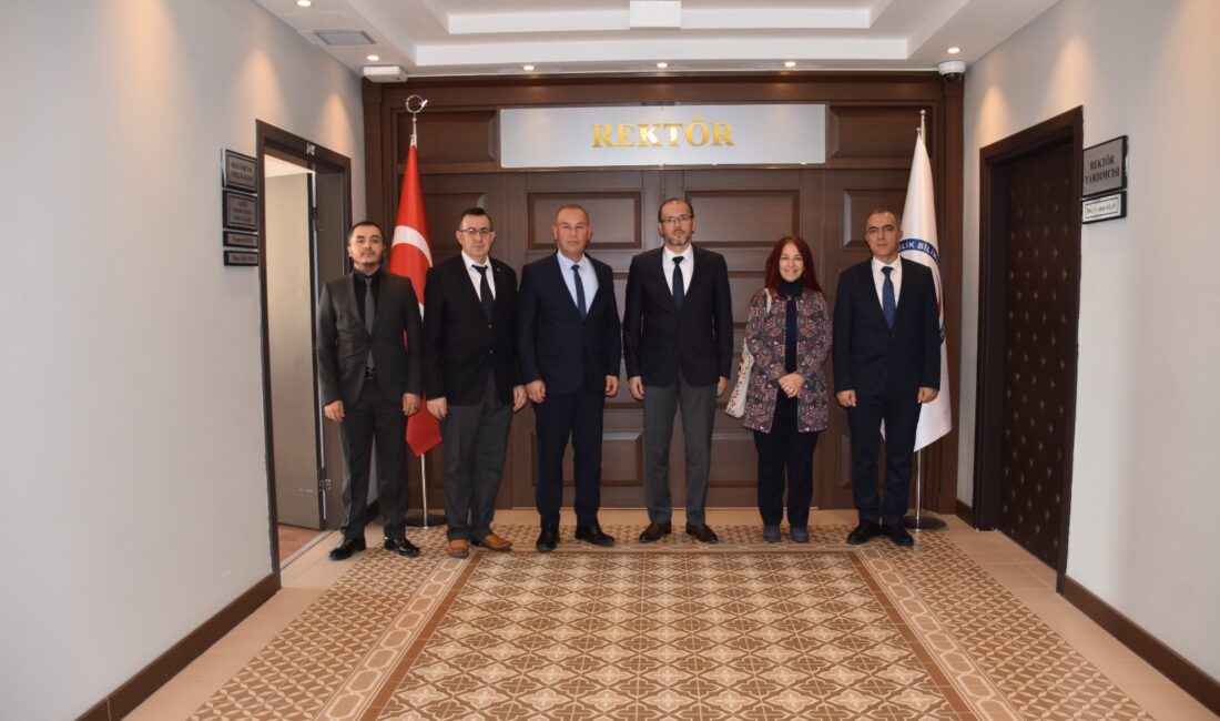 Türk Sağlık Sen Afyonkarahisar Şube Başkanı Mehmet Ali Öztürk ve