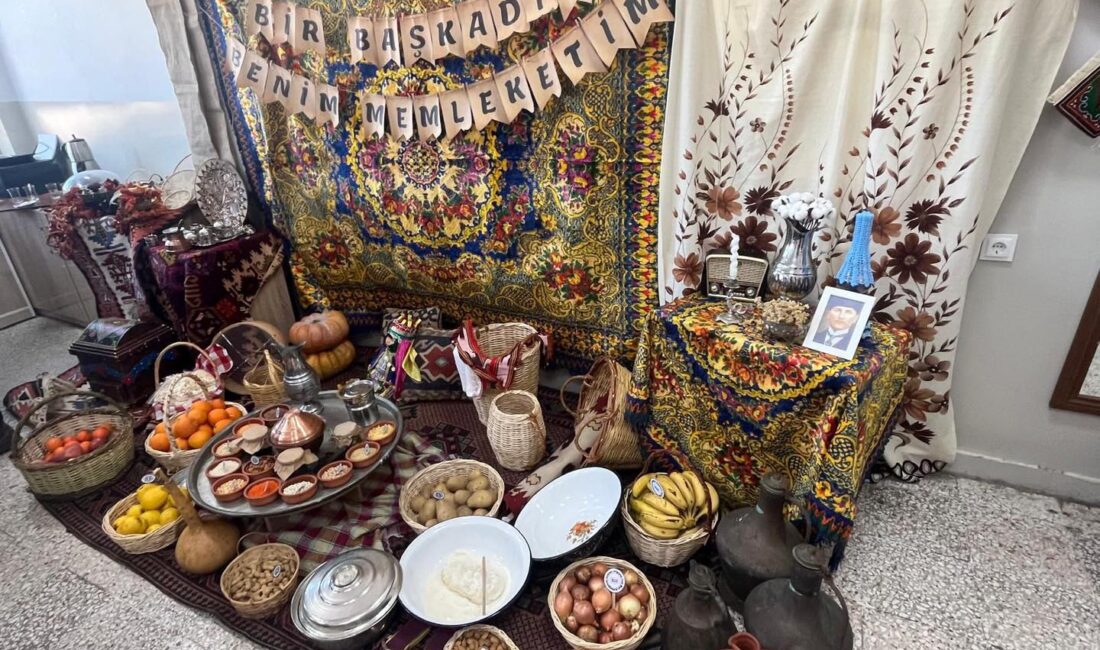 Dinar’da yerli malı haftası kutlandı Dinar Belediye Başkanı Veysel Topçu, 12-18 Aralık Yerli Malı Haftası