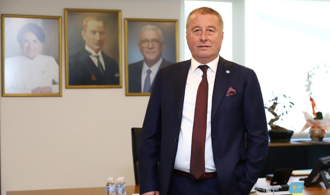 İYİ Parti Genel Başkan Yardımcısı ve Afyonkarahisar Milletvekili Hakan Şeref