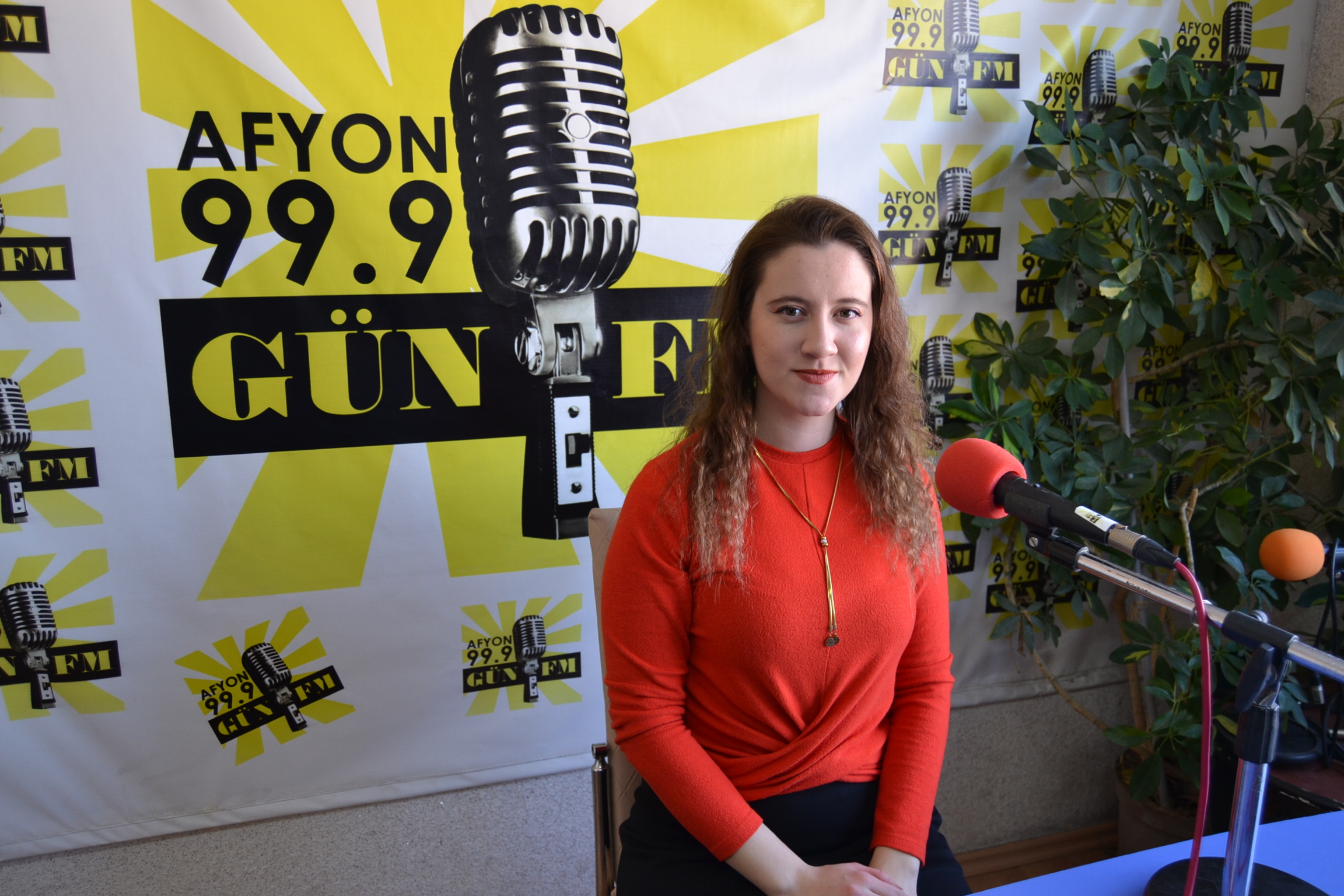Alo Diyet Afyon Yöneticisi Diyetisyen Beyza Yağcıoğlu Gün FM’in konuğu