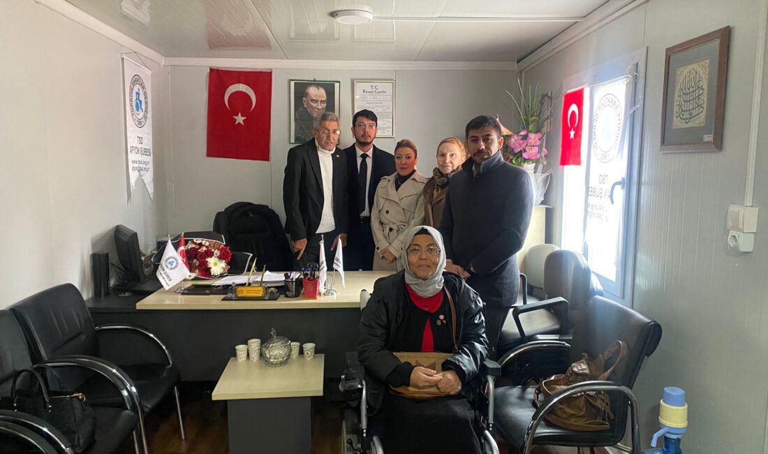 Zafer Partisi Afyonkarahisar İl Başkanlığı, Afyonkarahisar Sakatlar Derneği’ni ziyaret etti.