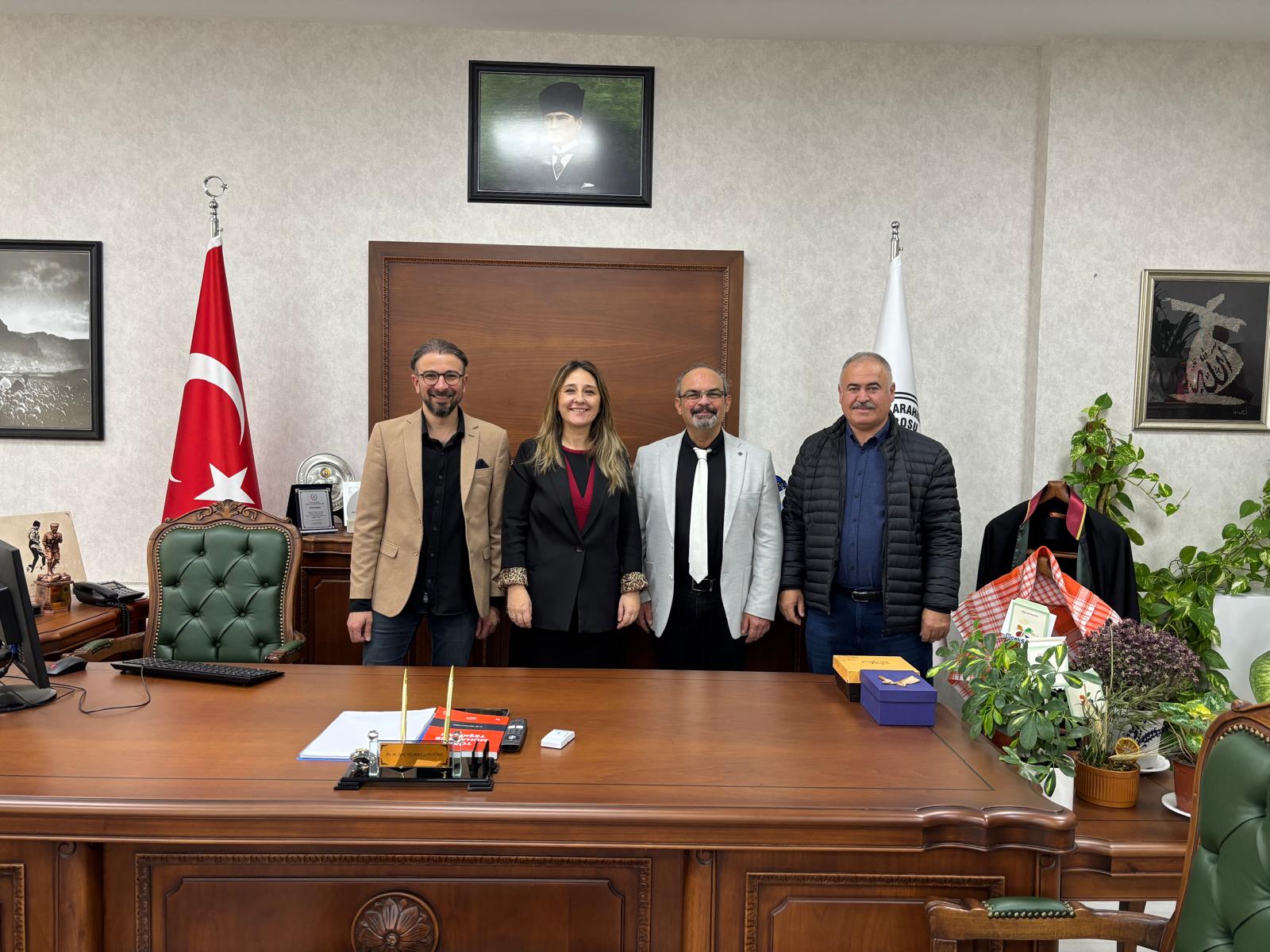   Afyonkarahisar Veteriner Hekimleri Odası Başkanı Prof. Dr. Mehmet Uçar,