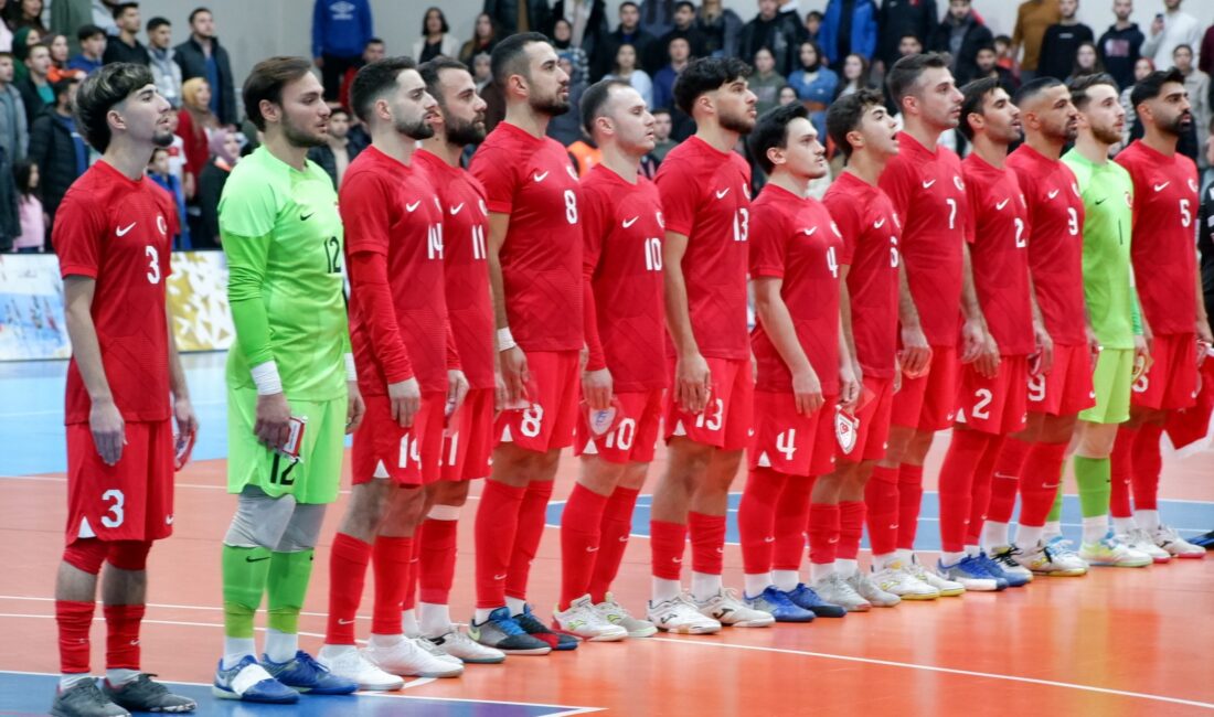 Avrupa Şampiyonası grup elemeleri ilk maçında Polonya ile karşılaşan Futsal