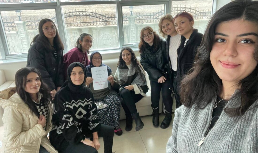 Atatürk Sağlık Hizmetleri Meslek Yüksekokulundan (SHMYO) Öğr. Gör. Kamuran Çalış