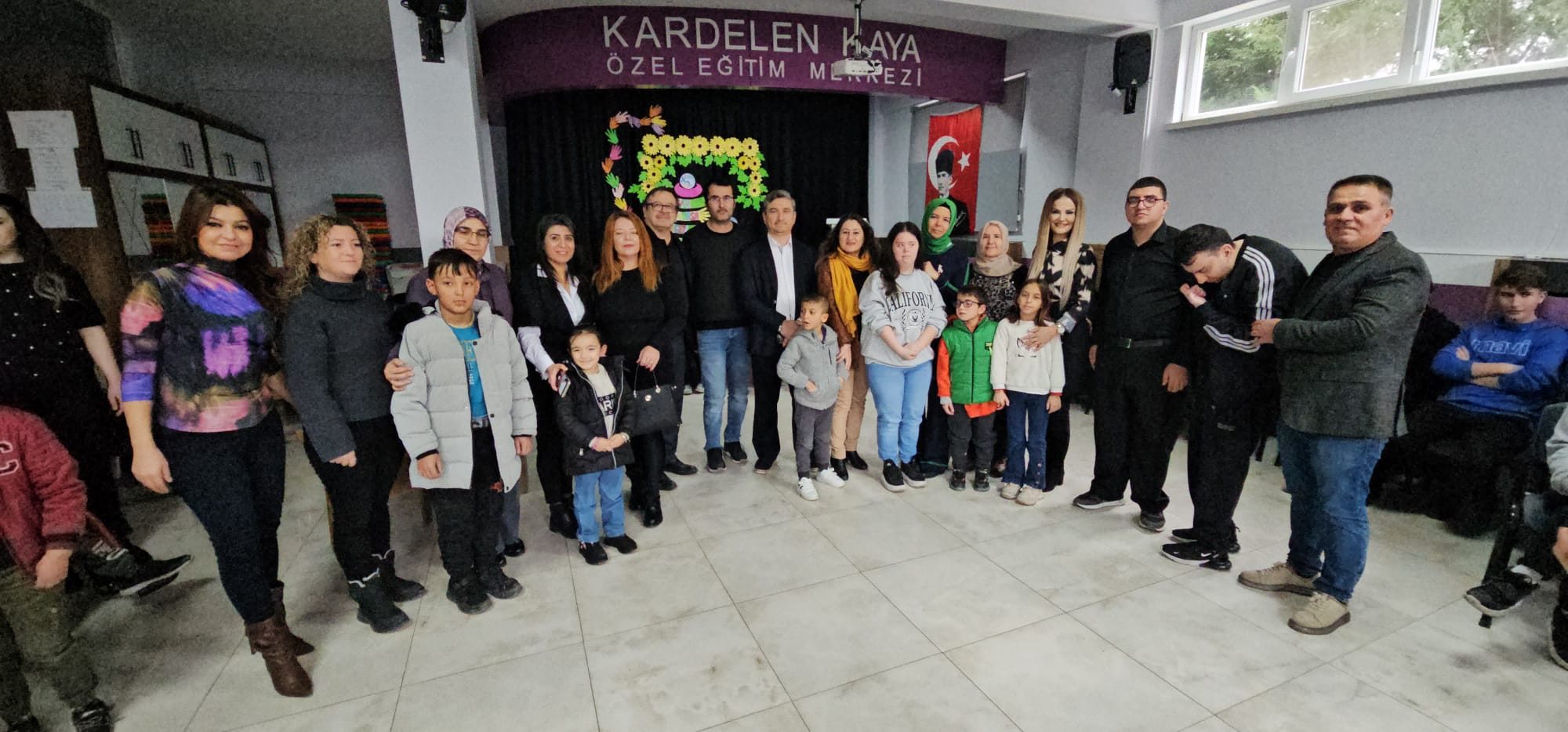 3 Aralık Dünya Engelliler Günü nedeniyle Afyonkarahisar Cumhuriyet Anadolu Lisesi