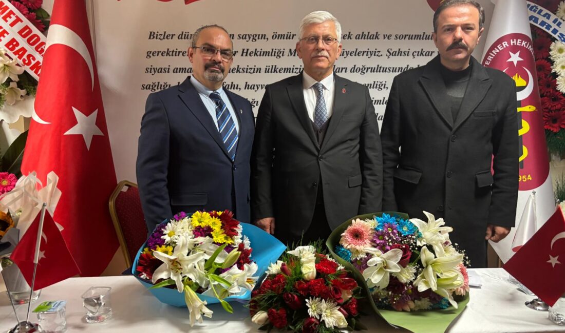 TVHB Merkez Konsey’de devir teslim töreni Türk Veteriner Hekimleri Birliği (TVHB) Merkez Konseyi Başkanı Prof. Dr.