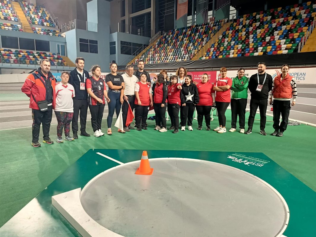 2-4 Aralık tarihleri arasında İstanbul’da düzenlenen Türkiye Özel Sporcular Salon