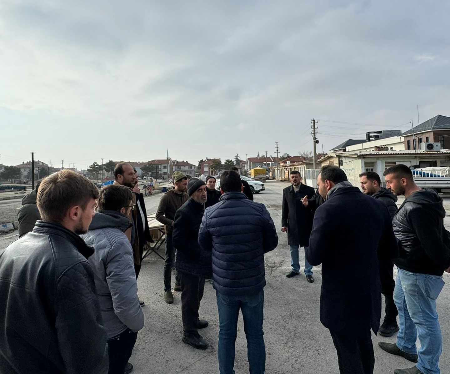 Bolvadin Belediye Başkanı Derviş Aynacı, kapalı pazar yeri projesi kapsamında