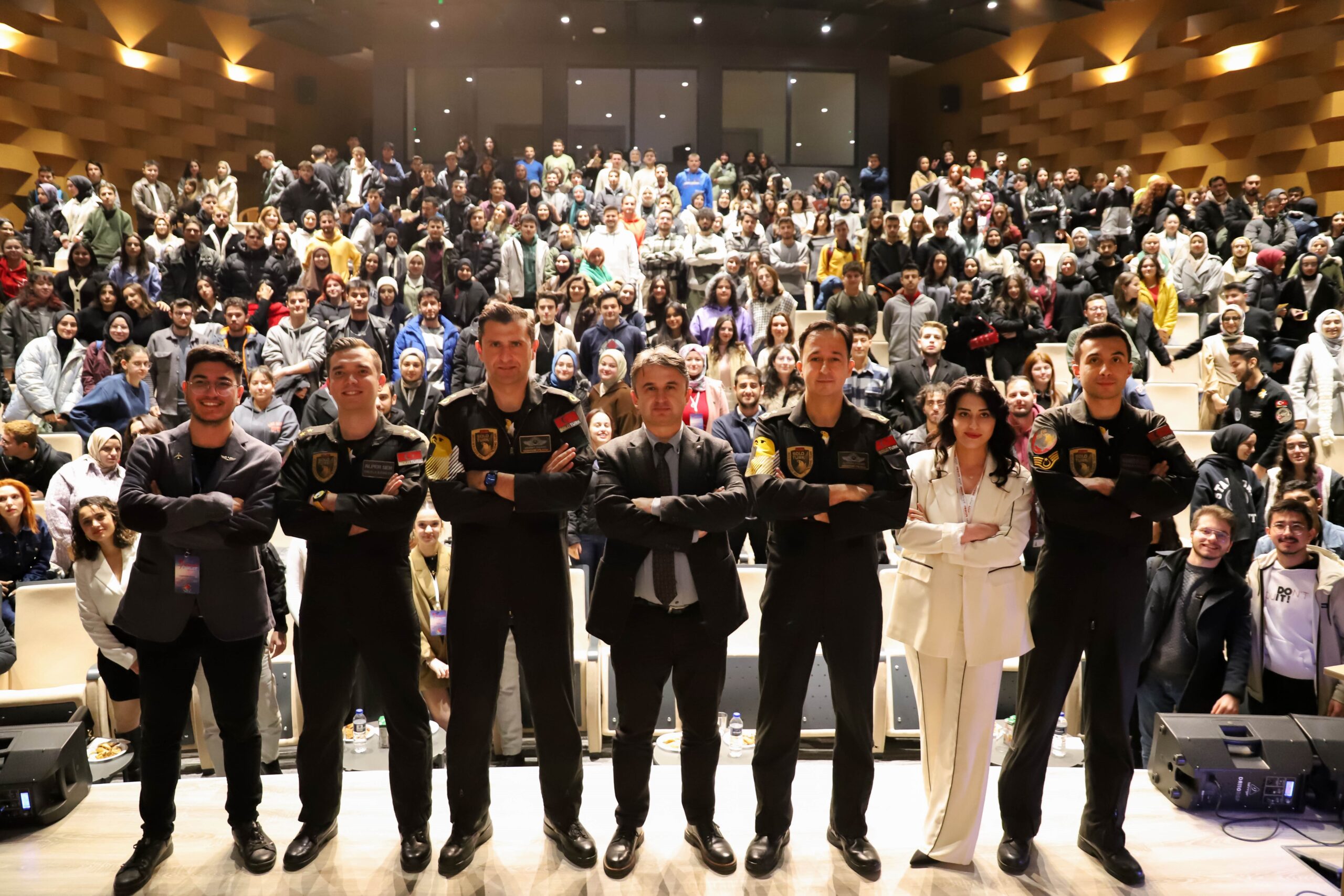 SOLOTÜRK F-16 Gösteri Ekibi, Necmettin Erbakan Üniversitesi (NEÜ) Havacılık ve
