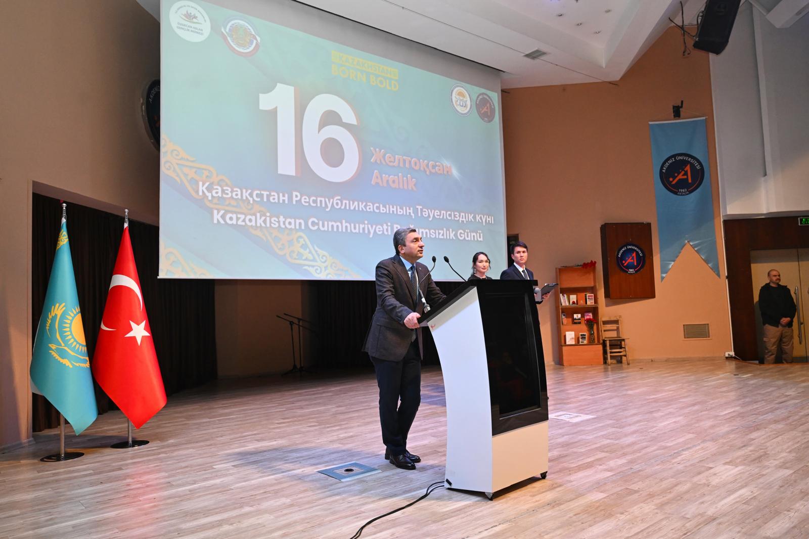 Kazakistan Cumhuriyeti’nin bağımsızlık ilanının 33. yıl dönümü, Antalya’da düzenlenen programla