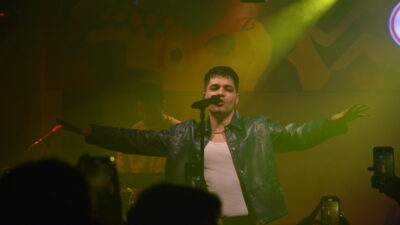 Şarkıcı Emir Can İğrek, Afyonkarahisar'da sahne aldı