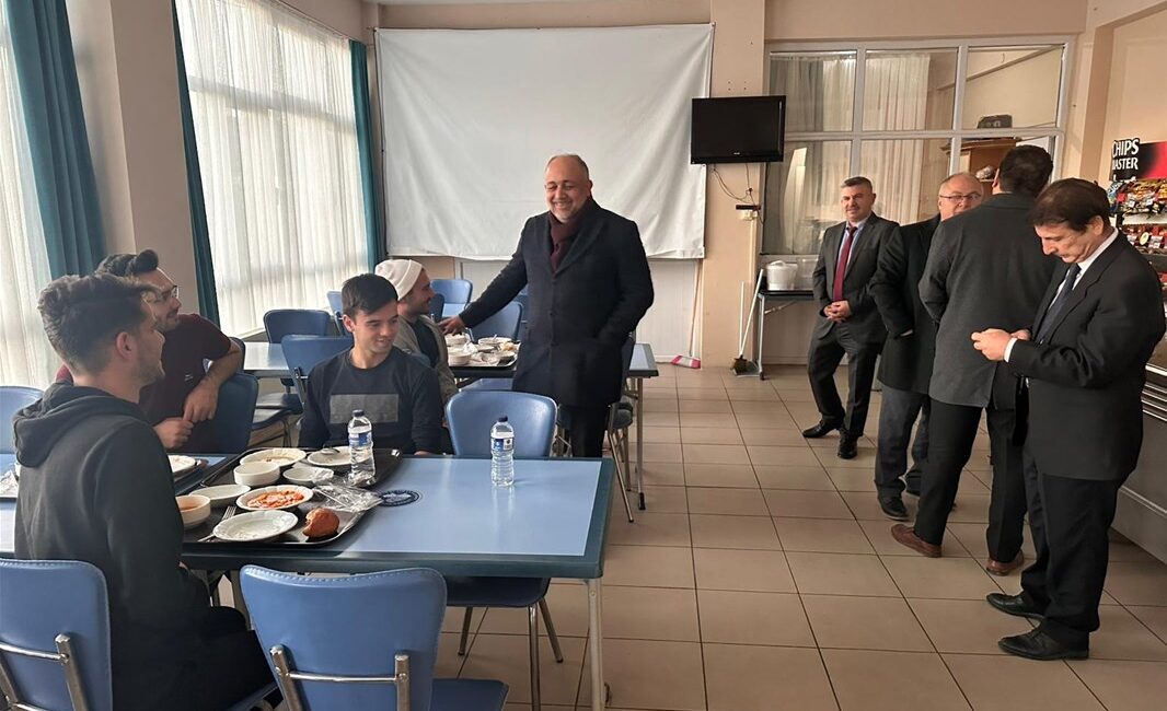 Bayat Yurdu öğrencilerine yönelik olarak, “Biz Bize Moral Akşamları” kapsamında