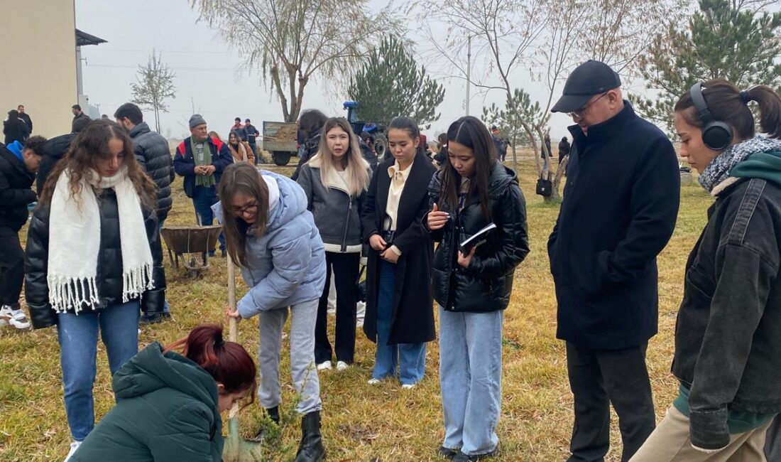 Afyon Kocatepe Üniversitesi Turizm Fakültesi ve Turizm Mezunları ve Mensupları