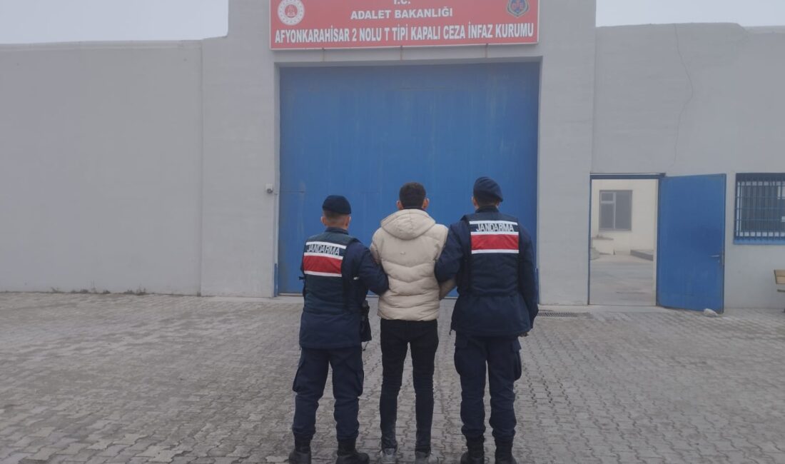 Afyonkarahisar’da 12 yıl 3 ay kesinleşmiş hapis cezasıyla aranan firari