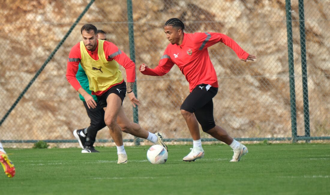 Trendyol Süper Lig’in 15. haftasında deplasmanda Başakşehir ile karşılaşacak olan