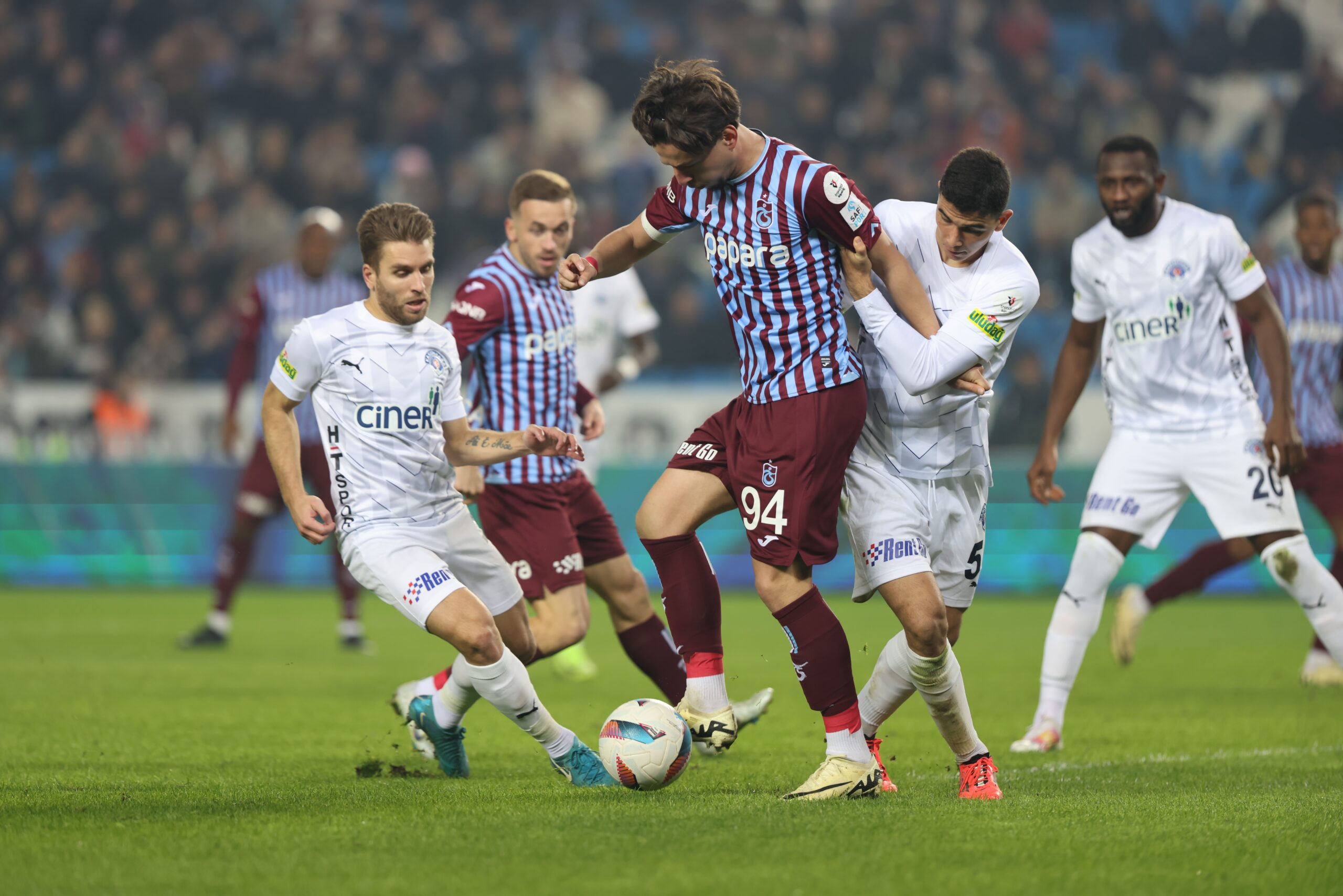 Trendyol Süper Lig’in 15. haftasında Trabzonspor sahasında karşılaştığı Kasımpaşa ile
