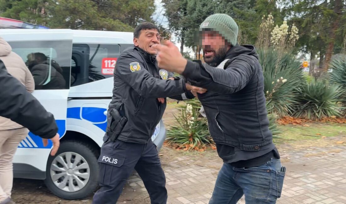 Samsun'da parkta tartıştığı arkadaşını bıçakla ağır yaralayan zanlı, olay yerinde