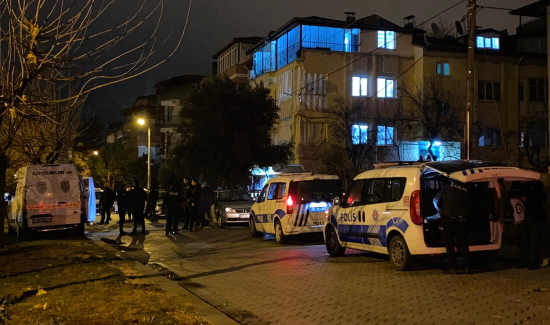 Denizli'de 16 yaşındaki çocuk ailesi tarafından evde ölü bulundu.