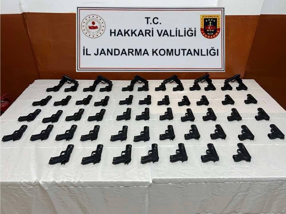 Afyon'un Güvenliği İçin Hakkari'de Büyük Operasyon: 852 Operasyonda Bin 145