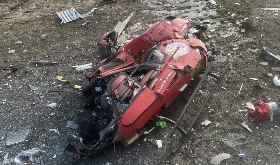Muğla Eğitim ve Araştırma Hastanesi’ne çarpan bir helikopter, yakınındaki boş