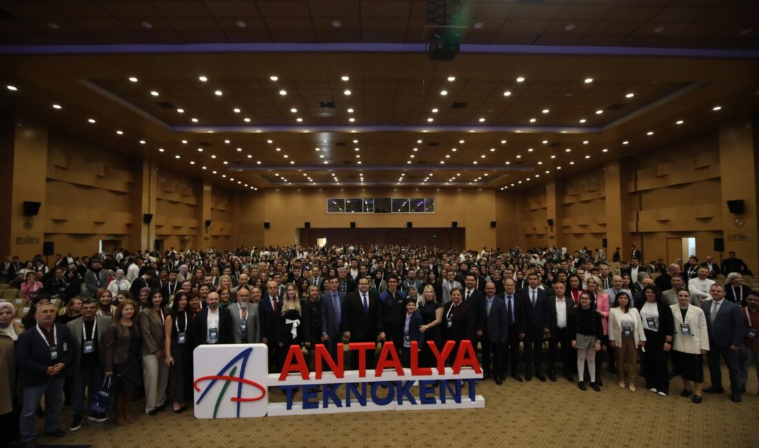   Akdeniz Üniversitesi Antalya Teknokent’in ev sahipliğinde düzenlenen 8. Akdeniz