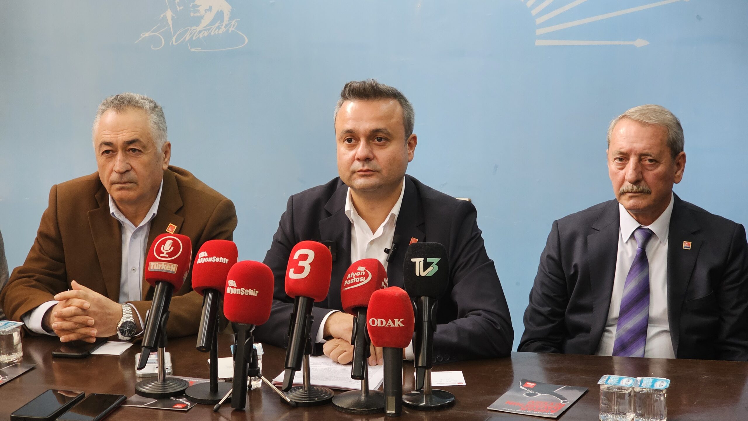 CHP Afyonkarahisar İl Başkanı Faruk Duha Erhan, gündemdeki Afyonkarahisar Belediyesi’ne