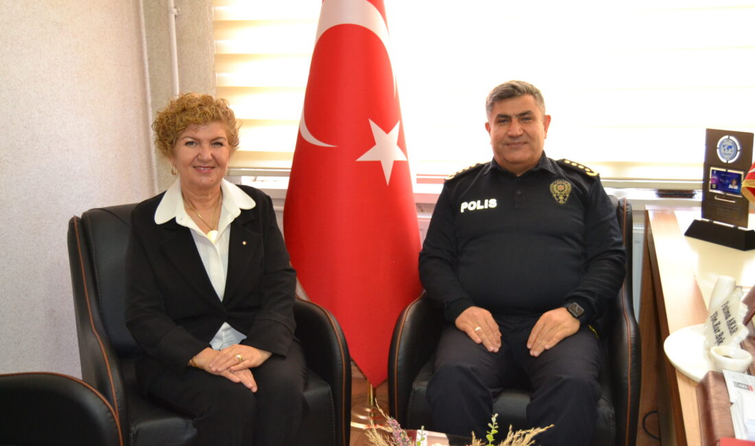 Afyonkarahisar Emniyet Müdürlüğü ve Gün FM iş birliğinde süren Emniyet