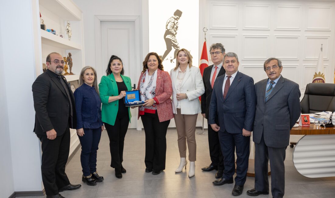 Afyonkarahisar Basın Cemiyeti yeni Başkanı Selcen Dilek Çöygün ve yönetim