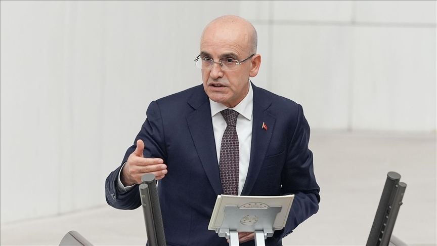 Hazine ve Maliye Bakanı Mehmet Şimşek, "Vatandaşlarımız müsterih olsun. Birçok